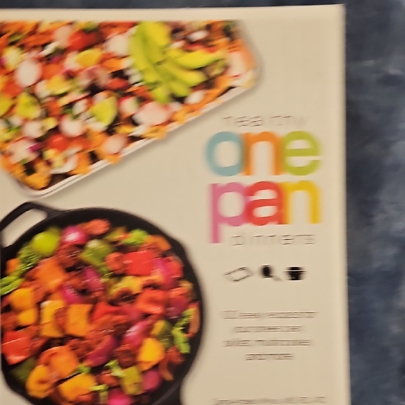 Assorted Cookbook Collection - Picture 7 of 10